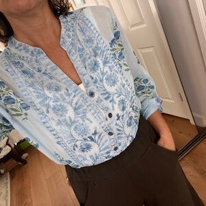 Floral Button-Up Blouse in Blue and Green
